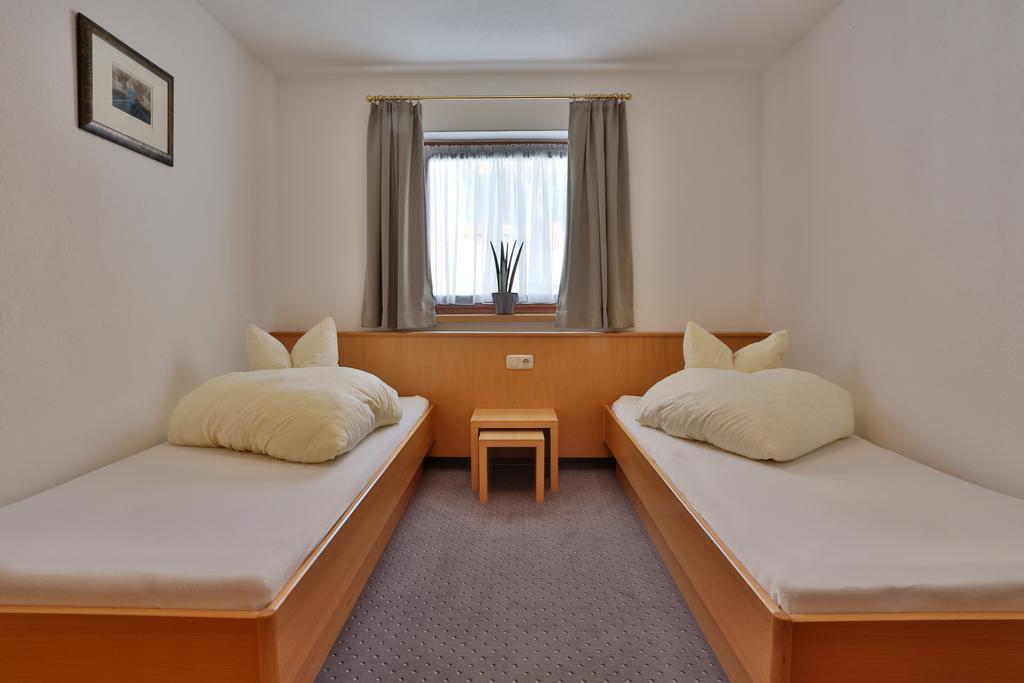 Apartmenthaus Joerg Serfaus Pokój zdjęcie